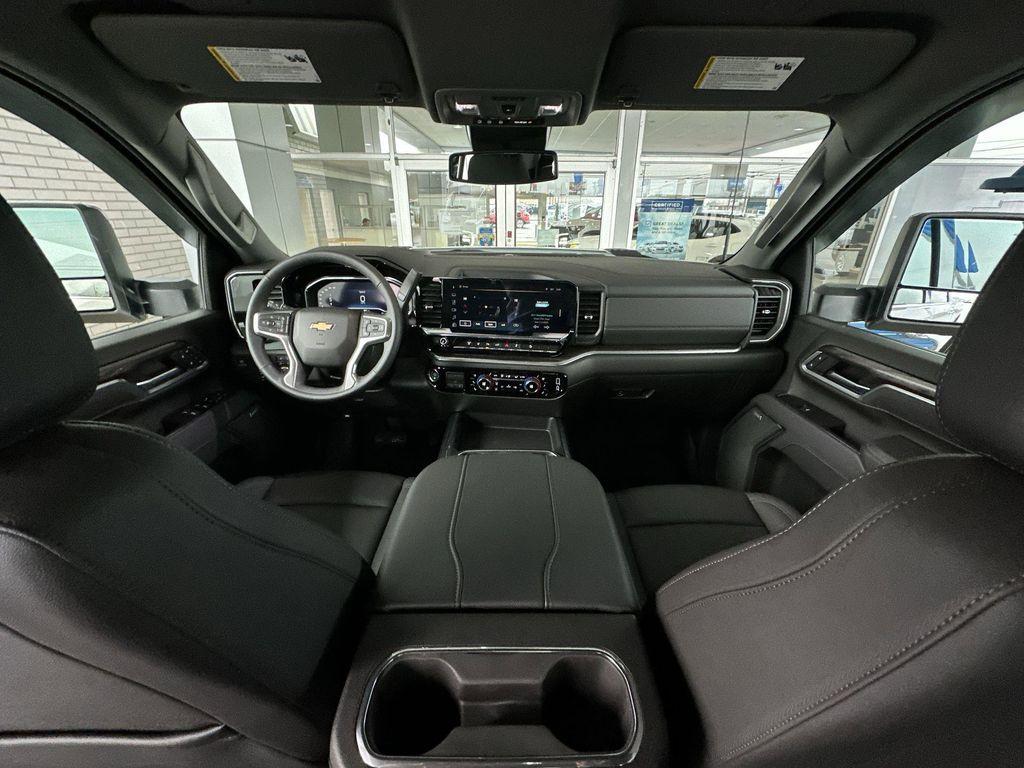 used 2025 Chevrolet Silverado 3500 car, priced at $73,895