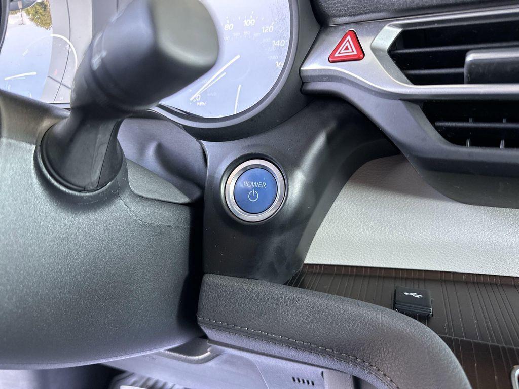 used 2024 Toyota Sienna car, priced at $45,550