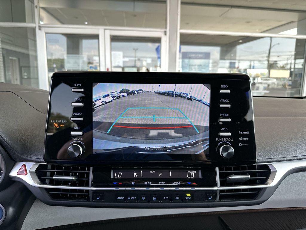 used 2024 Toyota Sienna car, priced at $45,550