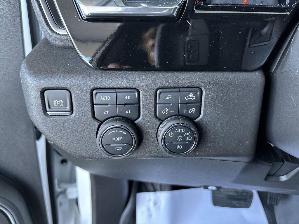 used 2023 Chevrolet Silverado 1500 car, priced at $45,654