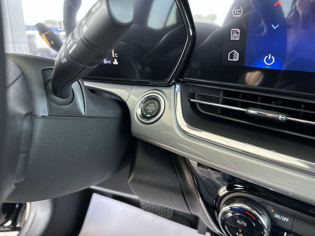 new 2025 Chevrolet Trax car, priced at $23,952