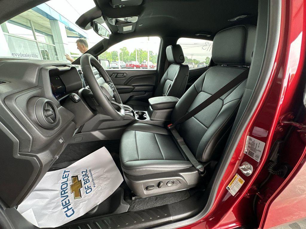 new 2025 Chevrolet Colorado car, priced at $42,661