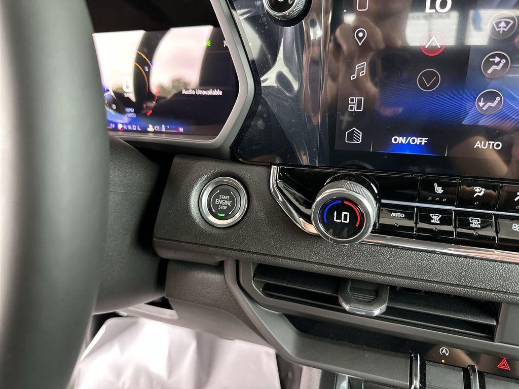 new 2025 Chevrolet Colorado car, priced at $42,661