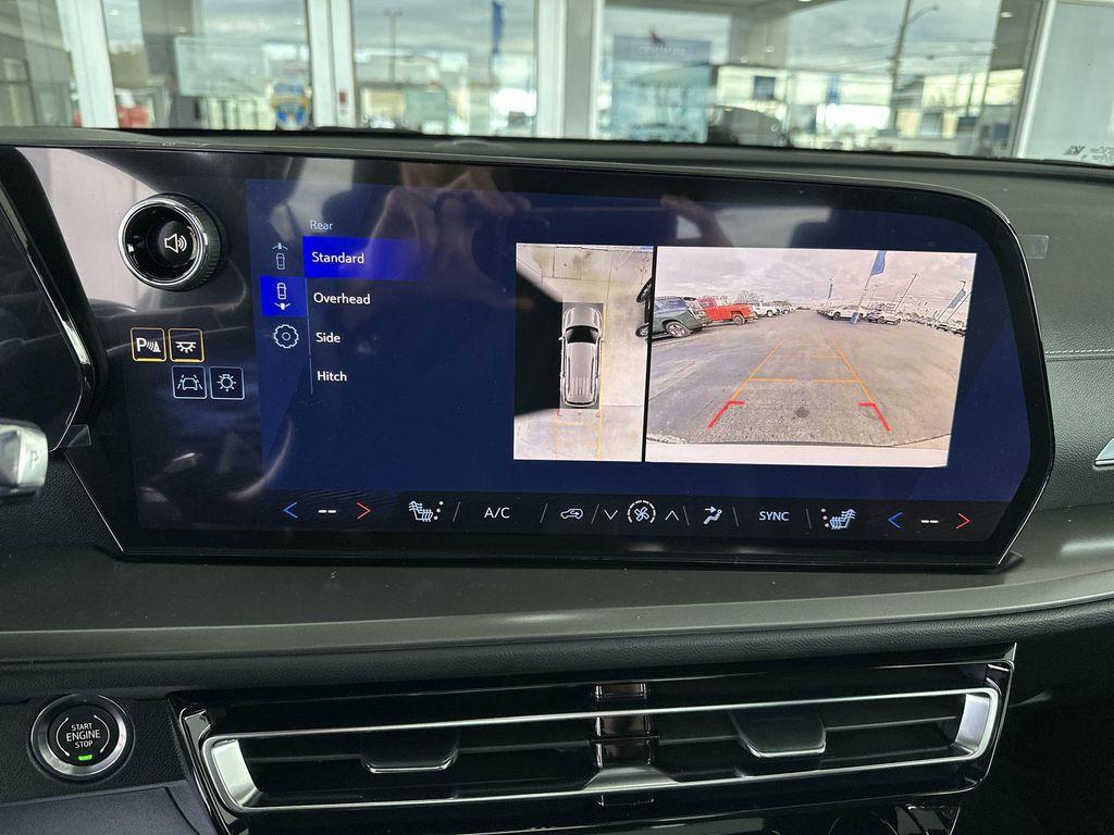 new 2026 Chevrolet Traverse car, priced at $44,196