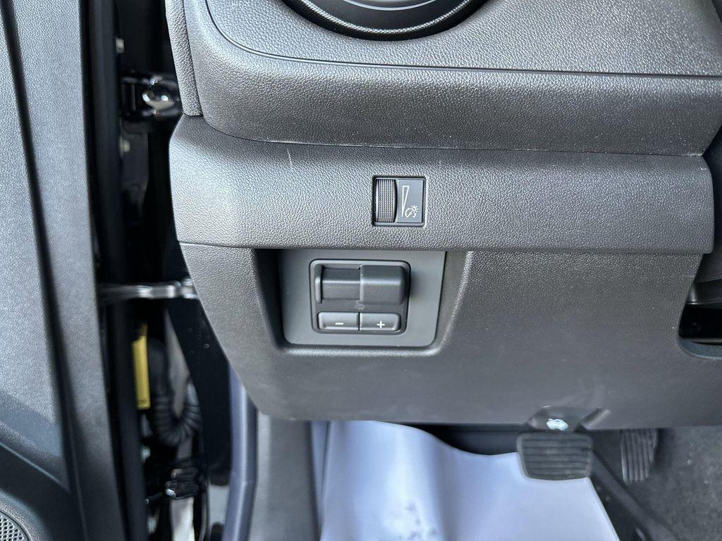 new 2026 Chevrolet Colorado car, priced at $40,035