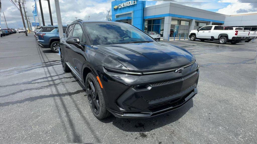 new 2025 Chevrolet Equinox EV car, priced at $34,185