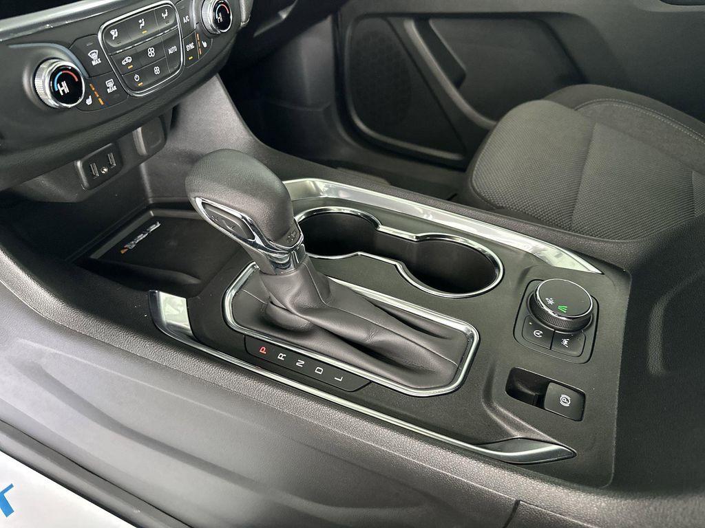 used 2023 Chevrolet Traverse car, priced at $31,570