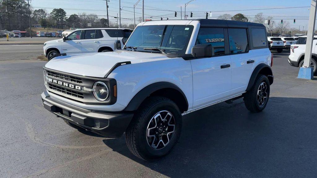 used 2025 Ford Bronco car, priced at $41,889