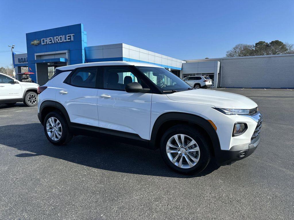 used 2023 Chevrolet TrailBlazer car, priced at $19,874