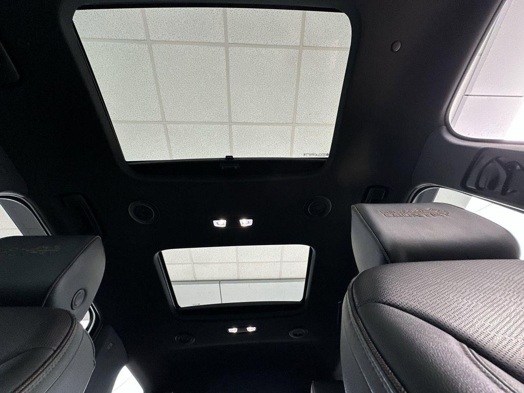 used 2023 Chevrolet Traverse car, priced at $40,862