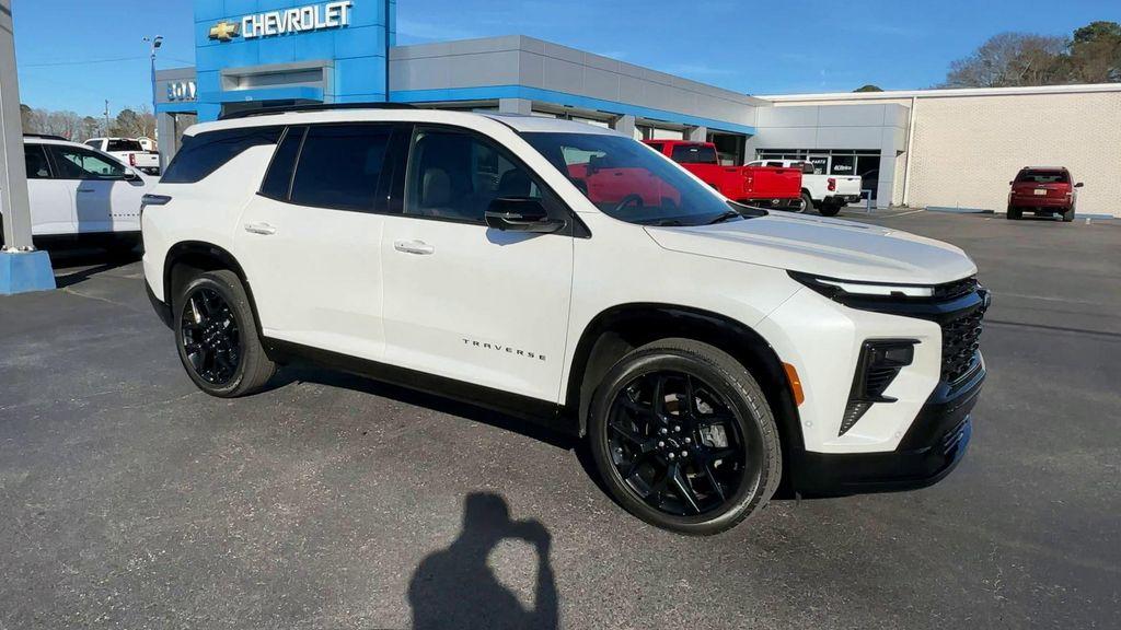 used 2024 Chevrolet Traverse car, priced at $46,650