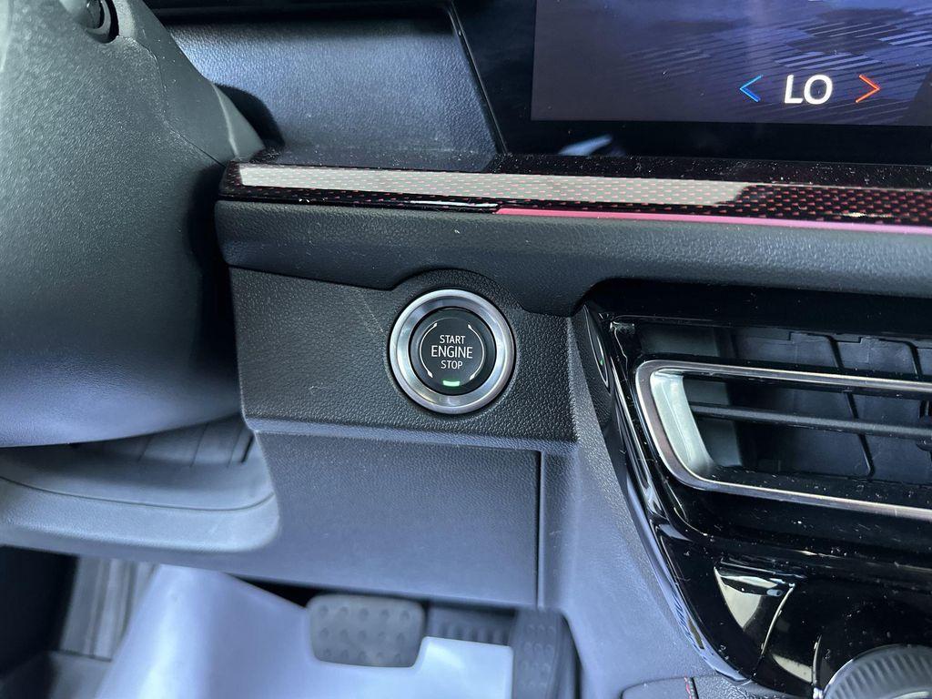 used 2024 Chevrolet Traverse car, priced at $46,650