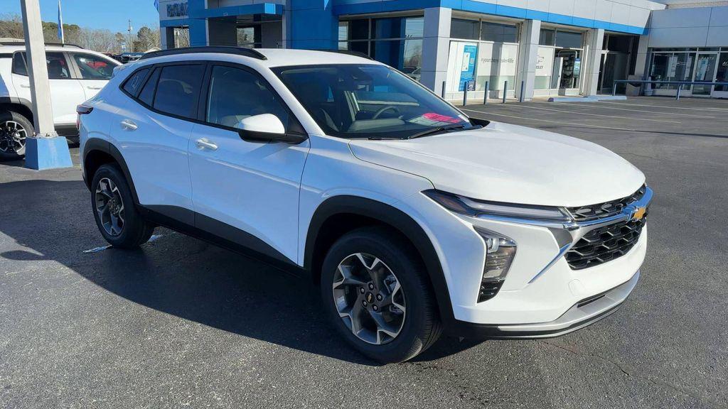 new 2026 Chevrolet Trax car, priced at $25,625