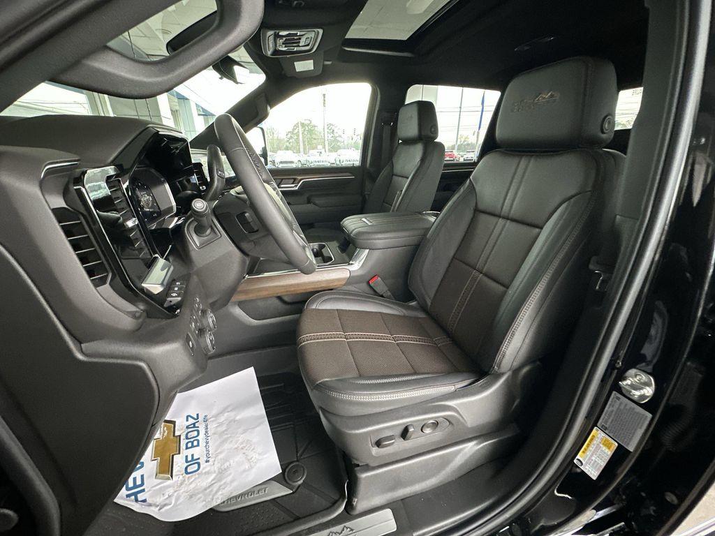 new 2026 Chevrolet Silverado 3500 car, priced at $82,752