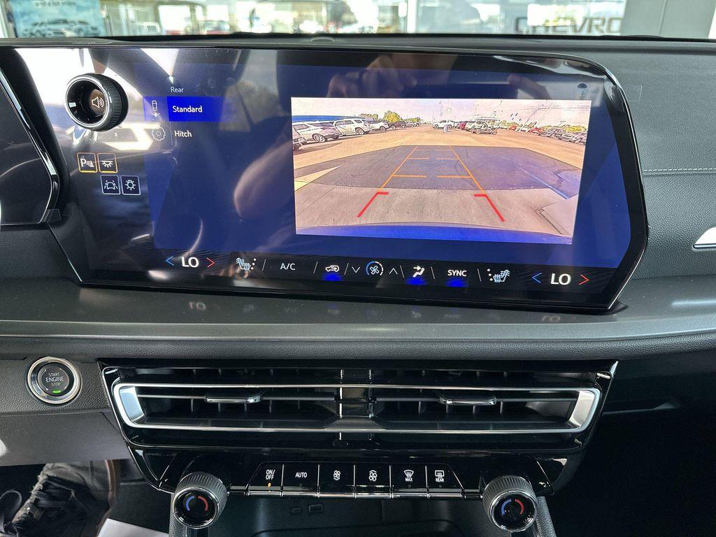 new 2026 Chevrolet Traverse car, priced at $39,596