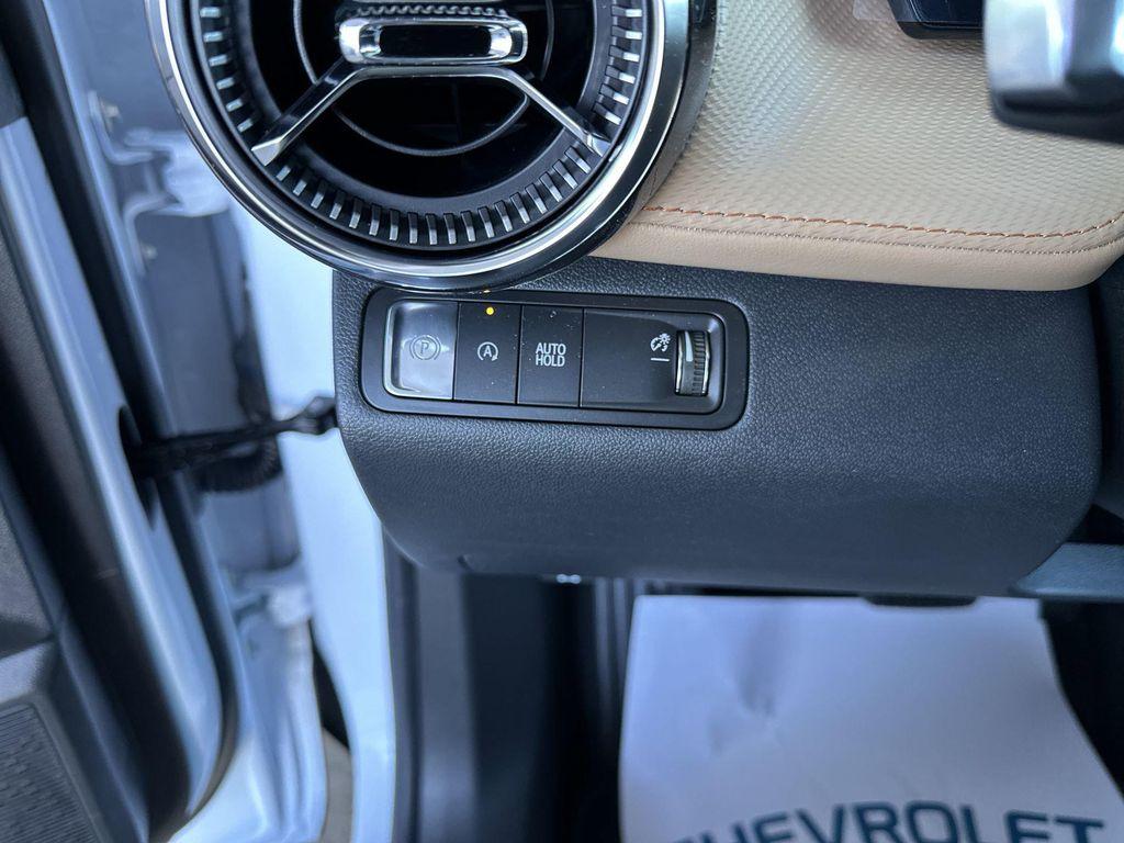 new 2026 Chevrolet Equinox car, priced at $35,733