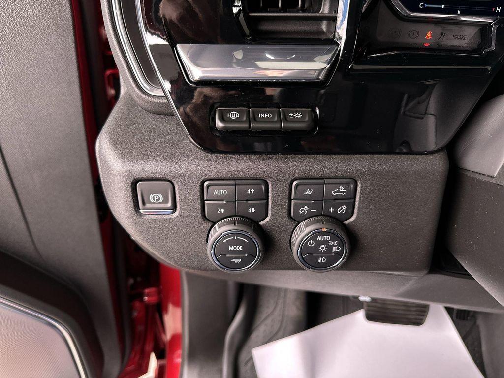 used 2024 Chevrolet Silverado 1500 car, priced at $55,970