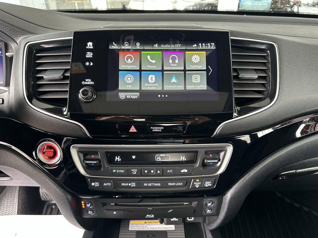 used 2021 Honda Pilot car, priced at $30,710