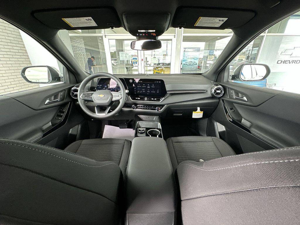 new 2026 Chevrolet Equinox car, priced at $26,795