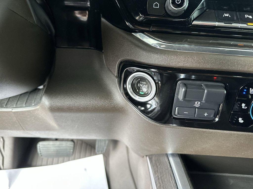 used 2023 Chevrolet Silverado 1500 car, priced at $41,786