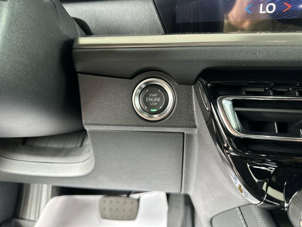 new 2026 Chevrolet Traverse car, priced at $42,344