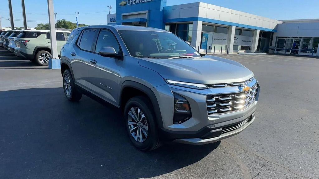 new 2026 Chevrolet Equinox car, priced at $28,672