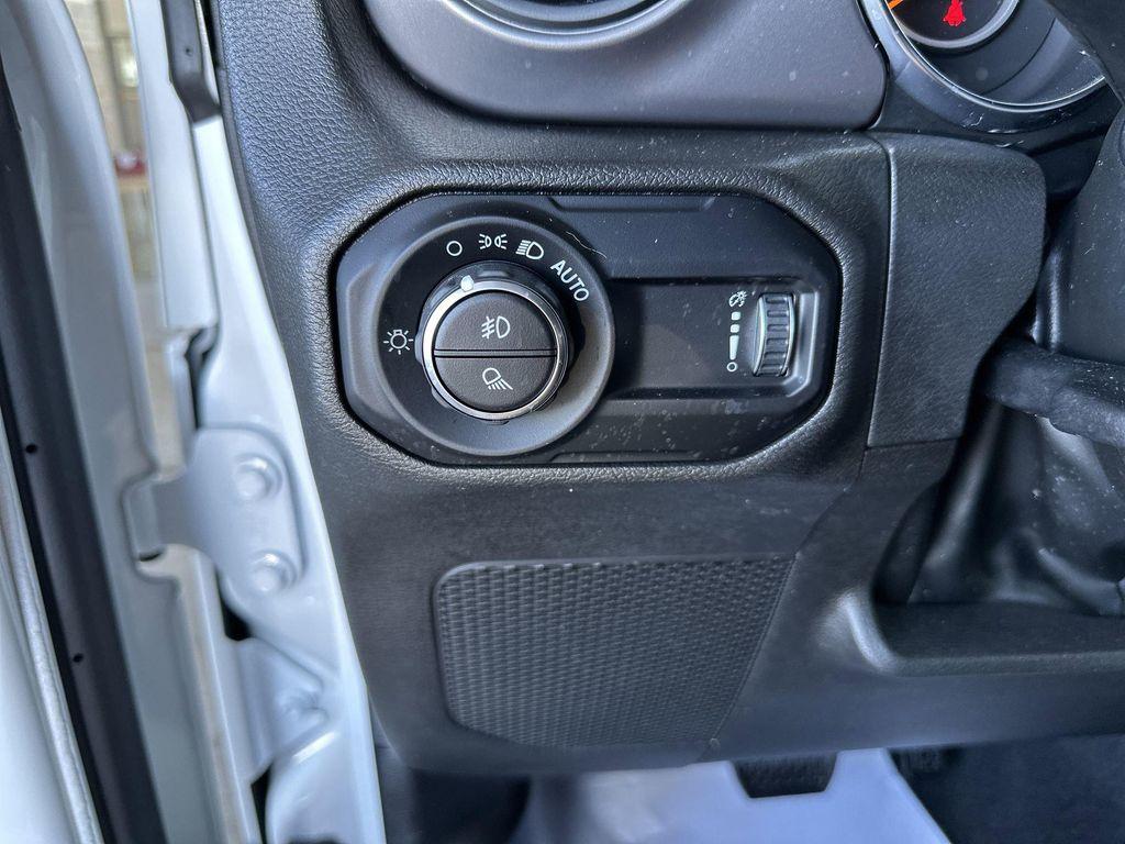 used 2023 Jeep Gladiator car, priced at $33,970