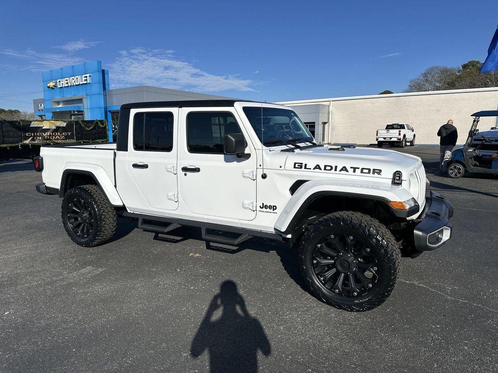 used 2023 Jeep Gladiator car, priced at $33,970