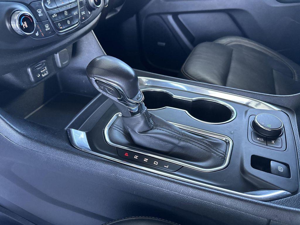 used 2021 Chevrolet Traverse car, priced at $25,445