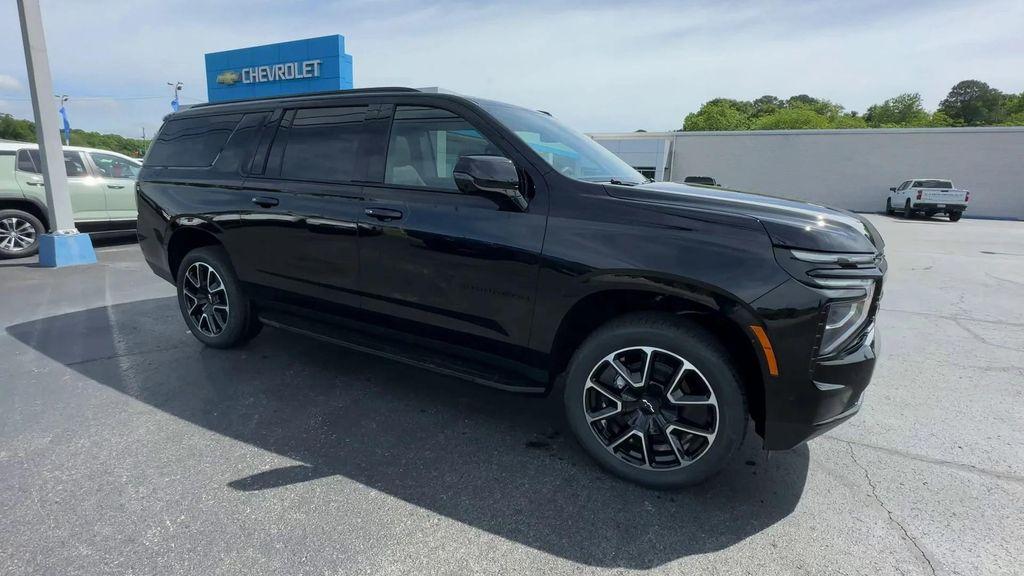 new 2026 Chevrolet Suburban car, priced at $75,998
