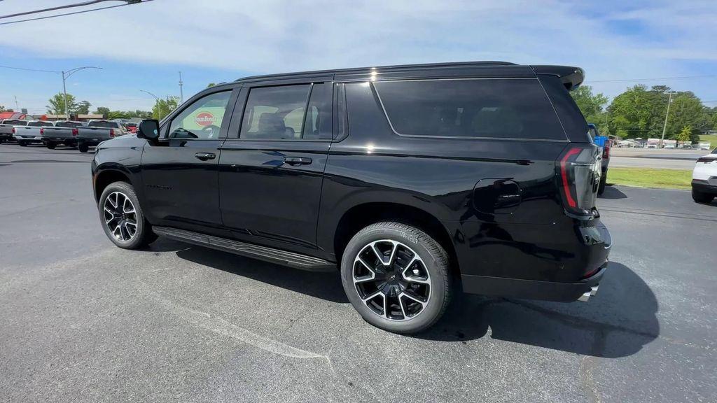 new 2026 Chevrolet Suburban car, priced at $75,998
