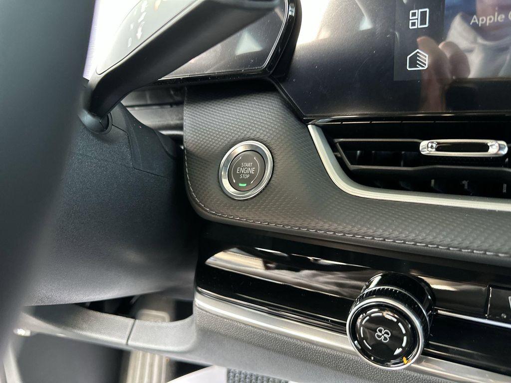 new 2026 Chevrolet Equinox car, priced at $29,104