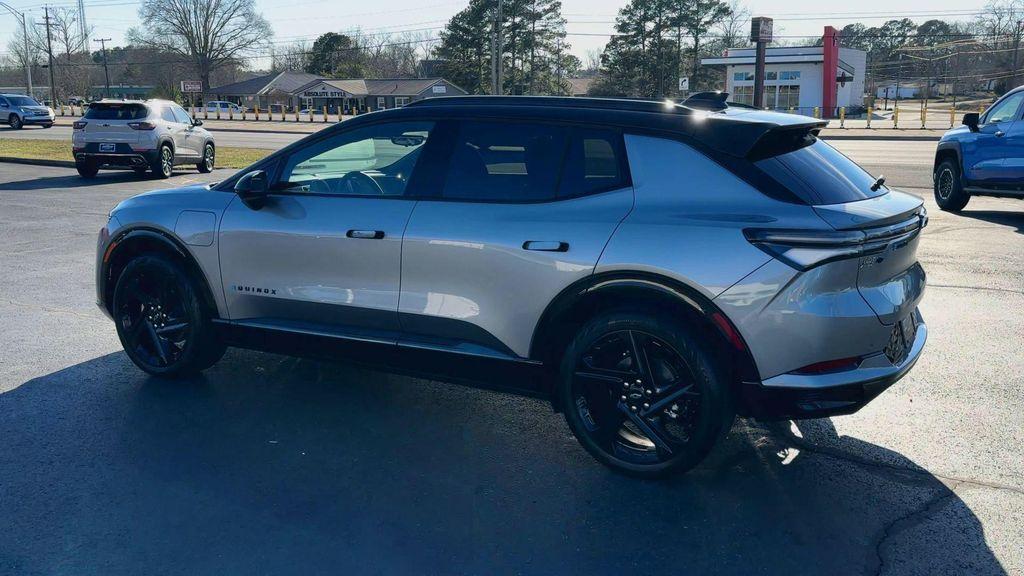 new 2026 Chevrolet Equinox EV car, priced at $38,180