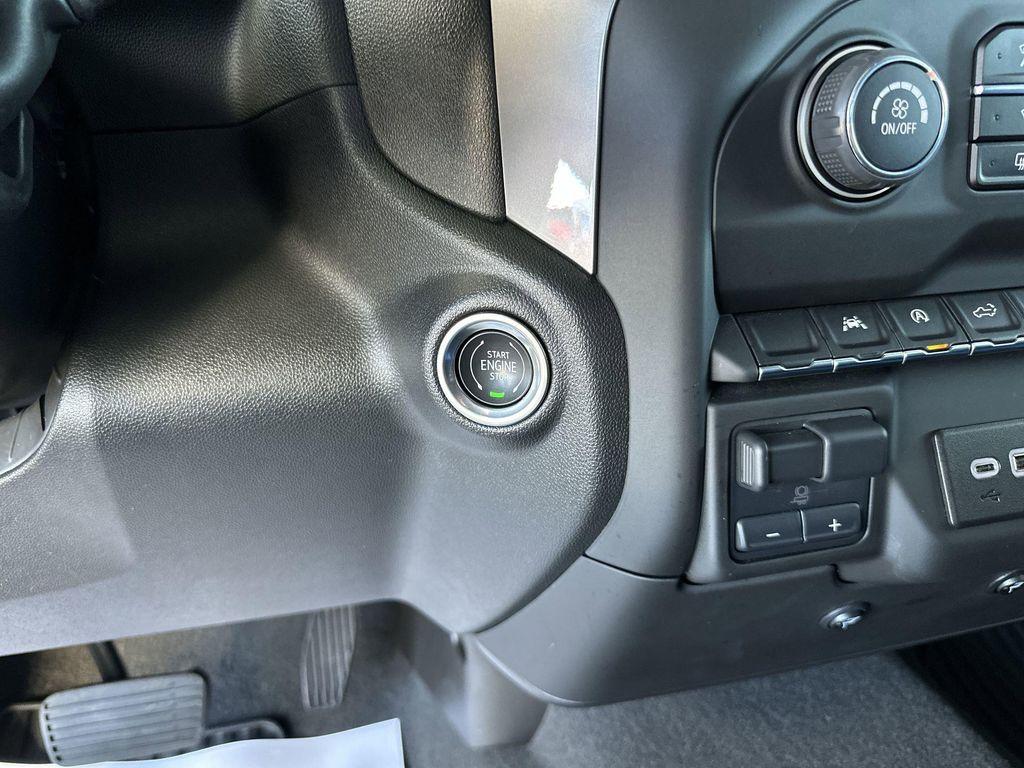 used 2024 Chevrolet Silverado 1500 car, priced at $39,590