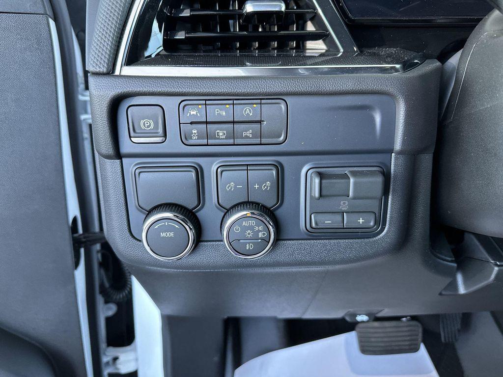 new 2026 Chevrolet Tahoe car, priced at $76,180