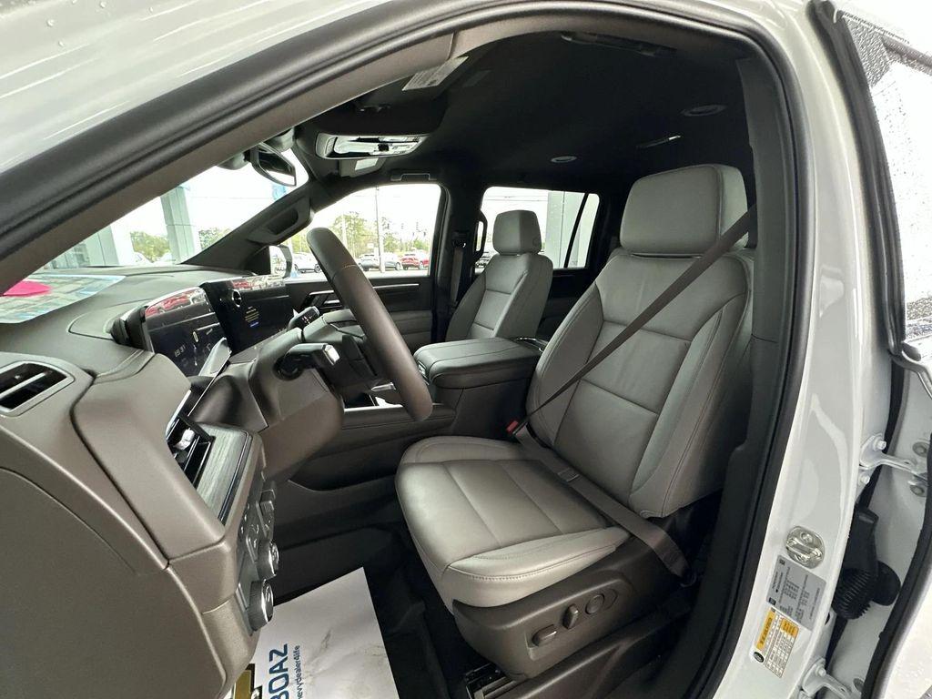new 2026 Chevrolet Suburban car, priced at $70,240