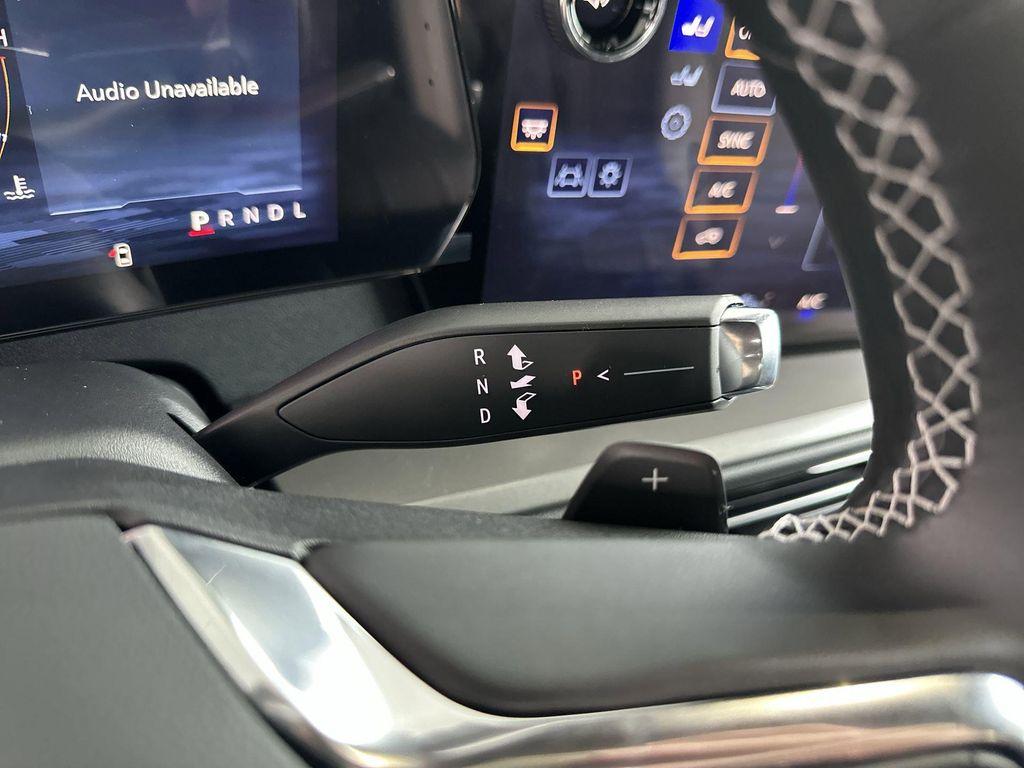 new 2026 Chevrolet Traverse car, priced at $41,138