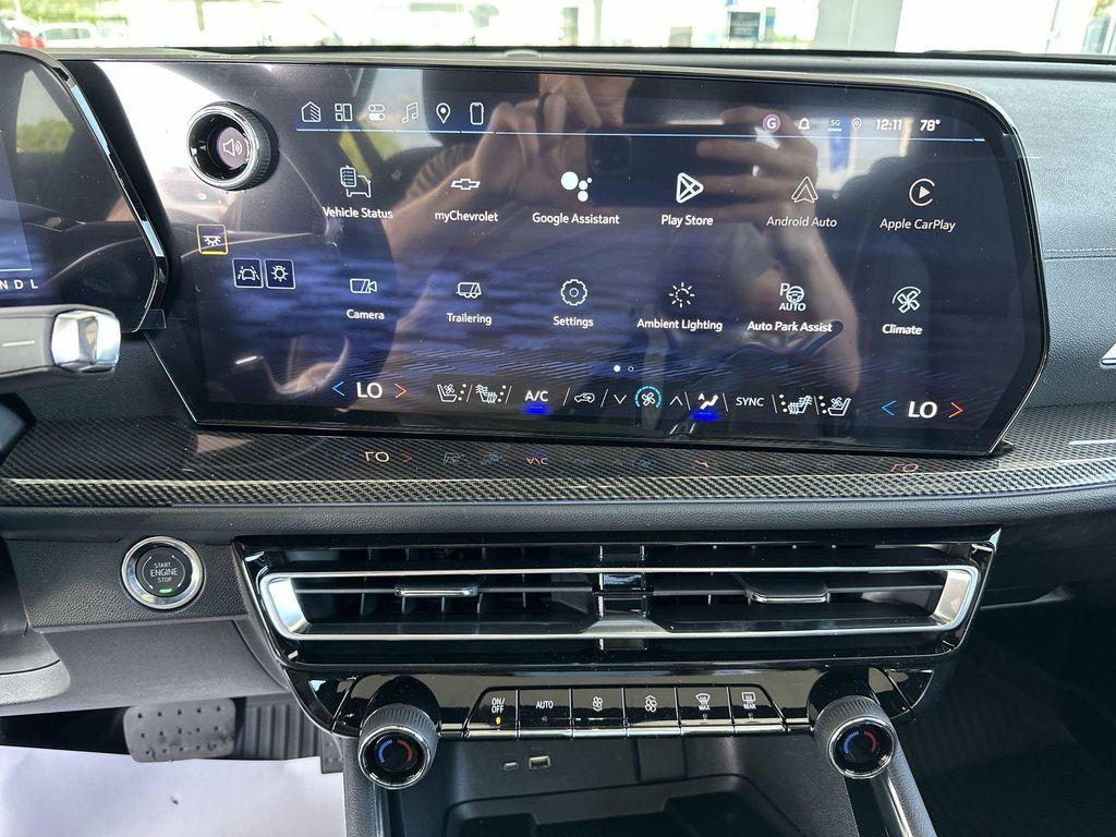 new 2026 Chevrolet Traverse car, priced at $54,907