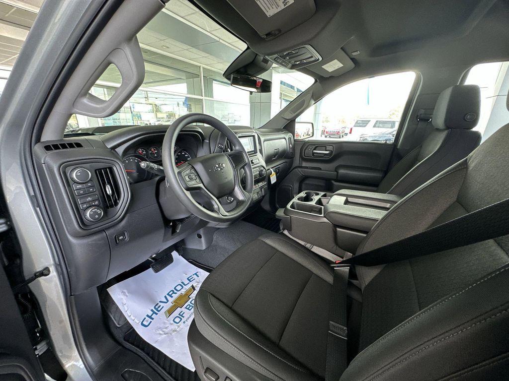 new 2026 Chevrolet Silverado 1500 car, priced at $47,061