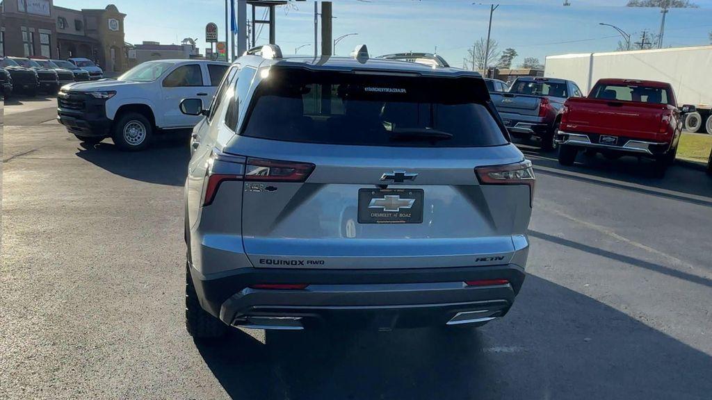 new 2026 Chevrolet Equinox car, priced at $35,330