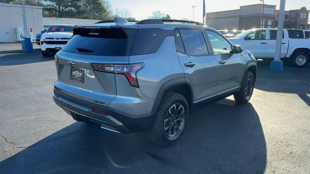 new 2026 Chevrolet Equinox car, priced at $35,330