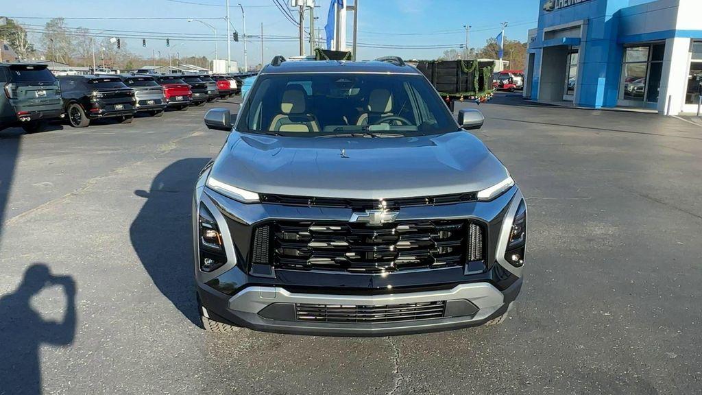 new 2026 Chevrolet Equinox car, priced at $35,330