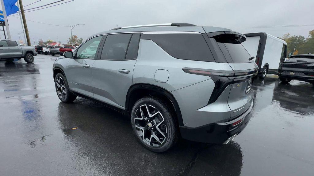 new 2026 Chevrolet Traverse car, priced at $54,375