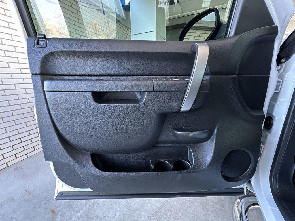 used 2013 Chevrolet Silverado 1500 car, priced at $17,759