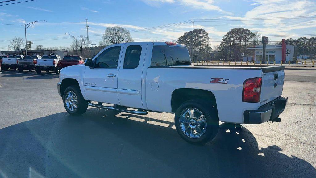 used 2013 Chevrolet Silverado 1500 car, priced at $17,759