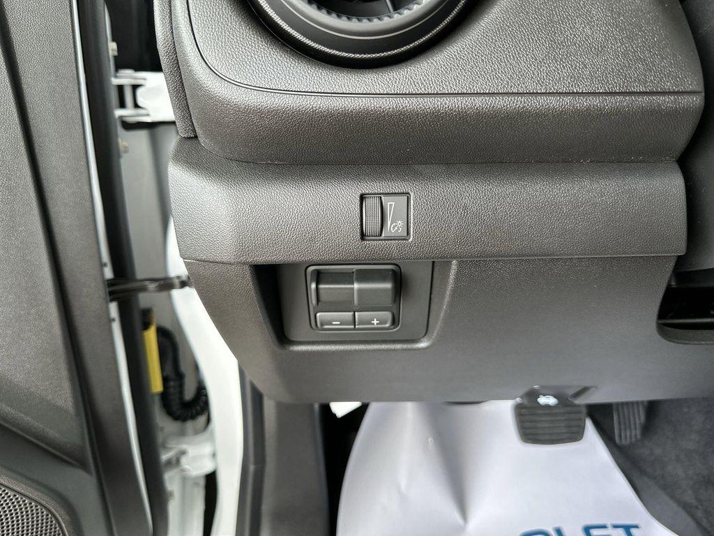 new 2026 Chevrolet Colorado car, priced at $40,035