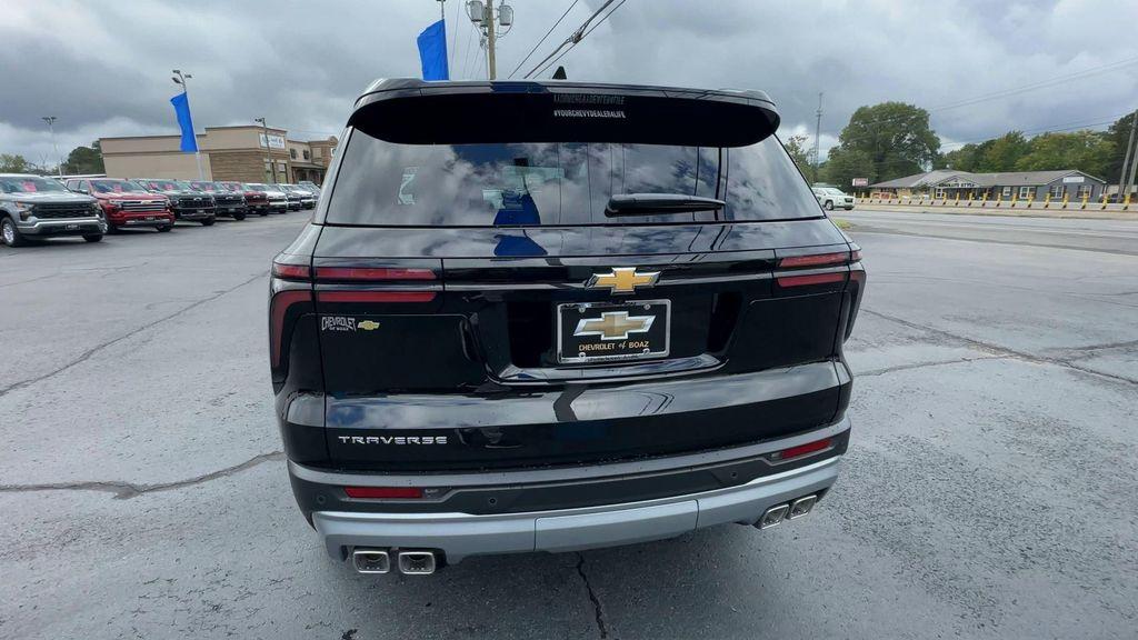 new 2026 Chevrolet Traverse car, priced at $39,967