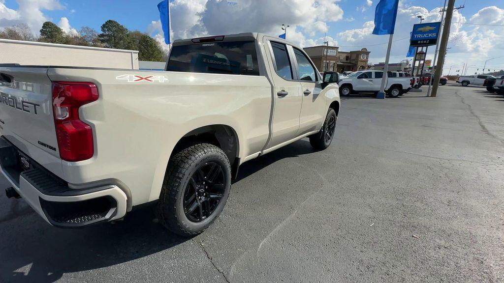new 2026 Chevrolet Silverado 1500 car, priced at $40,373