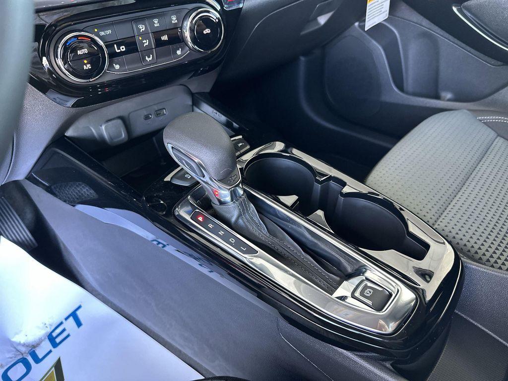 new 2026 Chevrolet Trax car, priced at $25,425