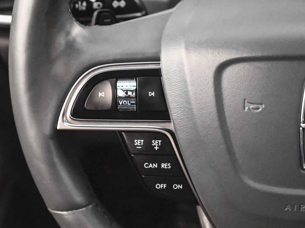 2019 Magnetic Gray Metallic Lincoln Nautilus